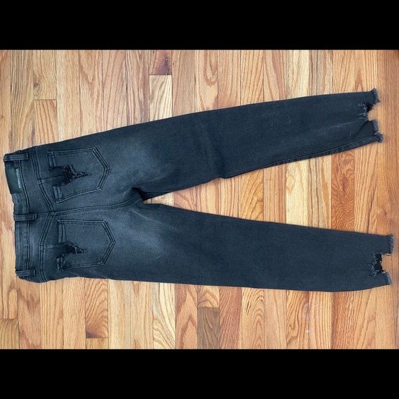 Kendall & Kylie Jeans - Picture 2 of 3